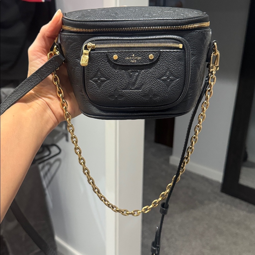 Louis Vuitton bumbag black - Picture 5 of 13